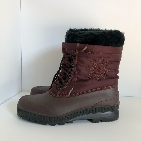 Sorel Shoes - Sorel women’s size 9 winter snow boots Burgundy color with snowflake embroidery